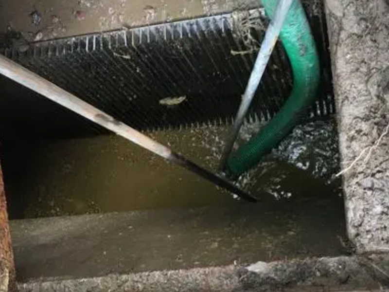 龙岗疏通公司 专业清理化粪池 抽粪 通马桶 抽淤泥